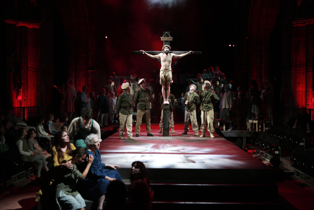 the-crucifixion-scene